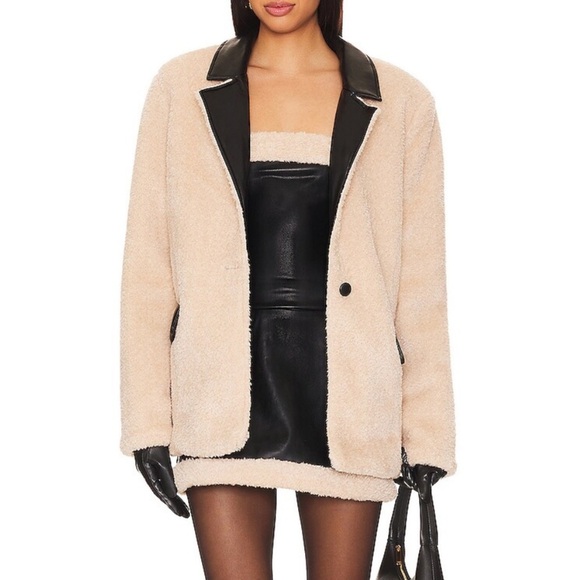 WeWoreWhat Jackets & Blazers - Weworewhat Faux Fur Blazer Ivory and black XS NWT